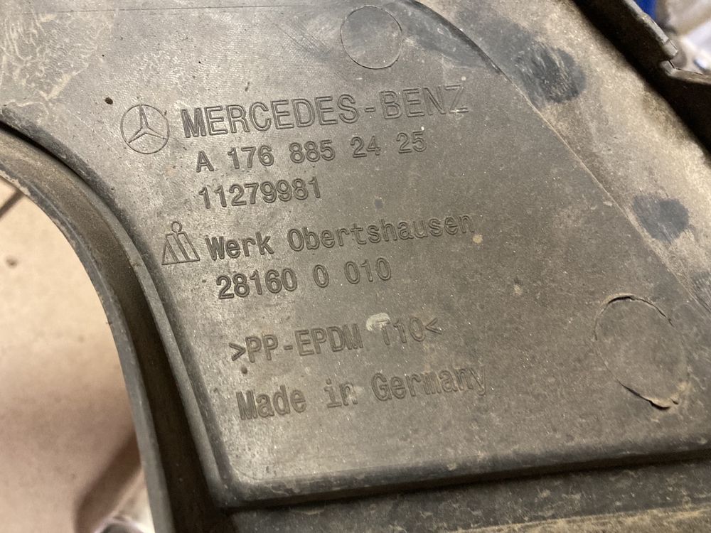 Mercedes w176 końcówki wydechu pakiet amg