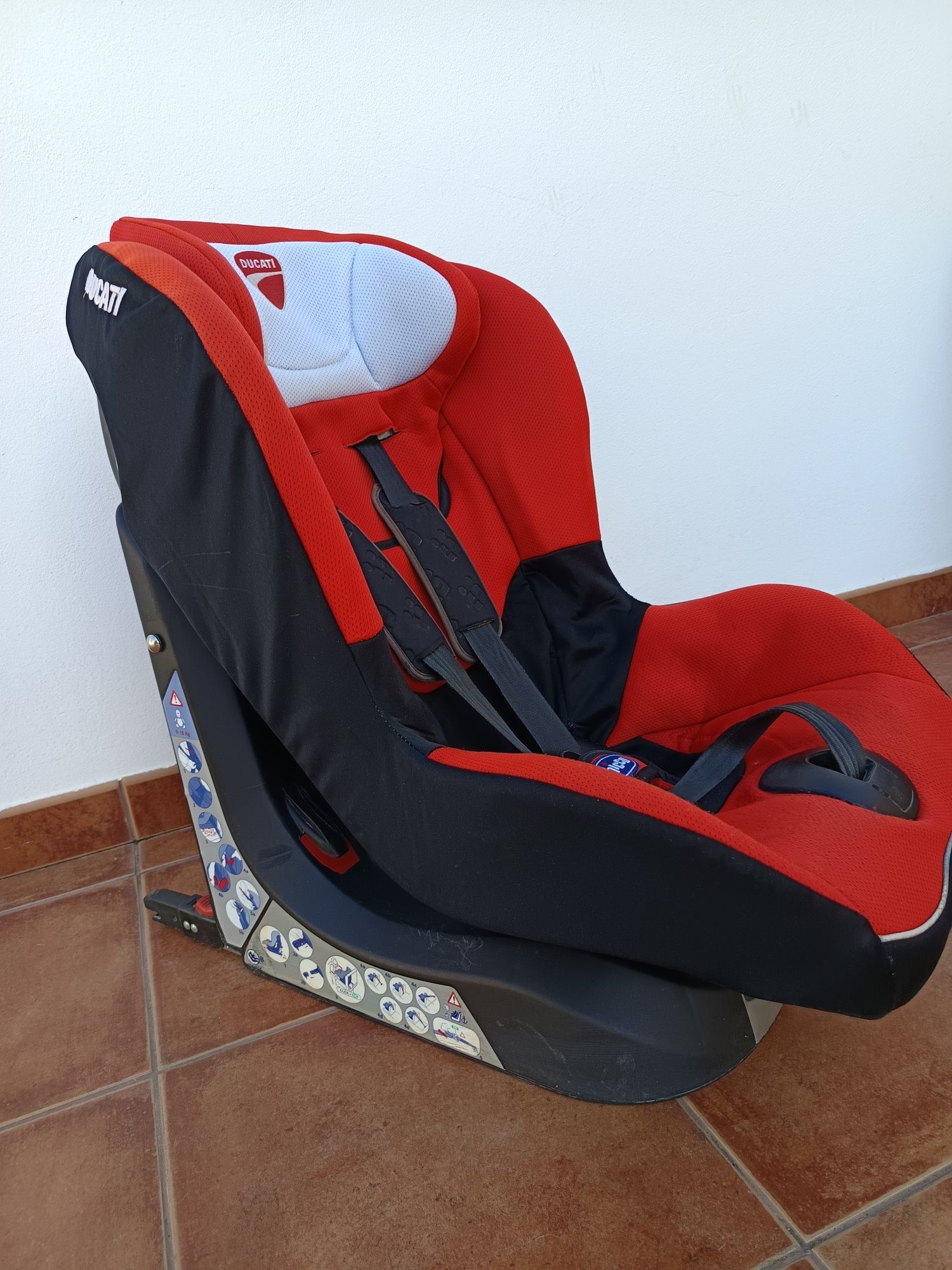 Cadeira bebé CHICO -Ducati