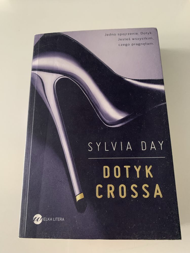 Dotyk Crossa Sylvia Day