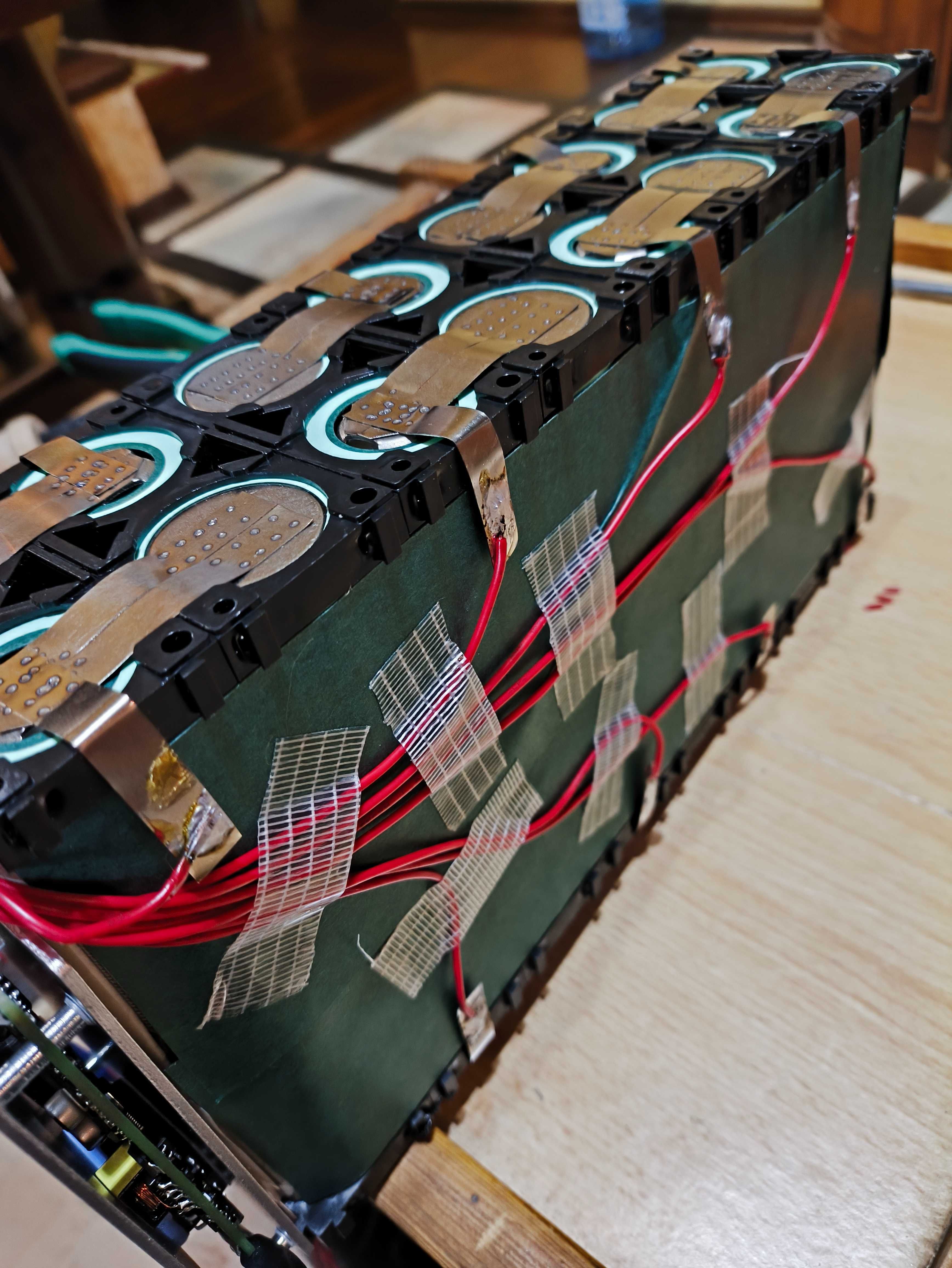Аккумулятор LifePo4 EVE 40135 20Ah 3.2V шпилька М-6 возможна сборка