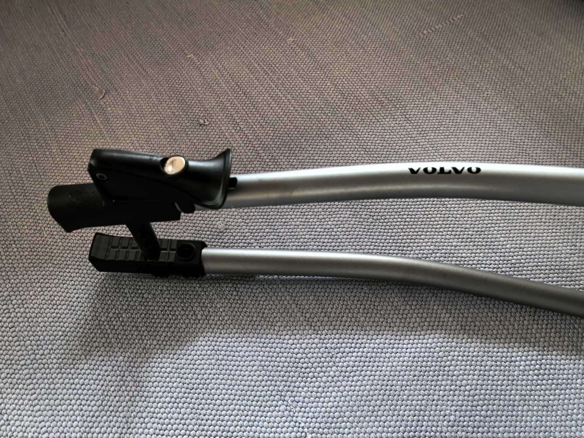 Suporte Bicicleta tejadilho Volvo como novo.