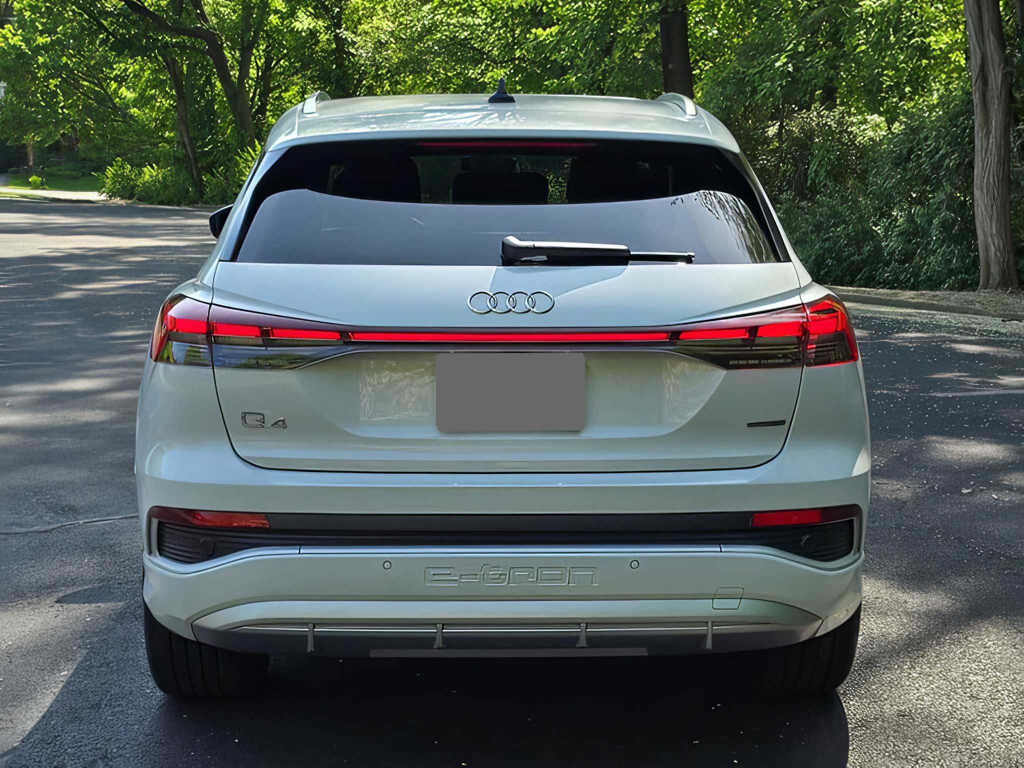 2023 Audi Q4 e-tron quattro