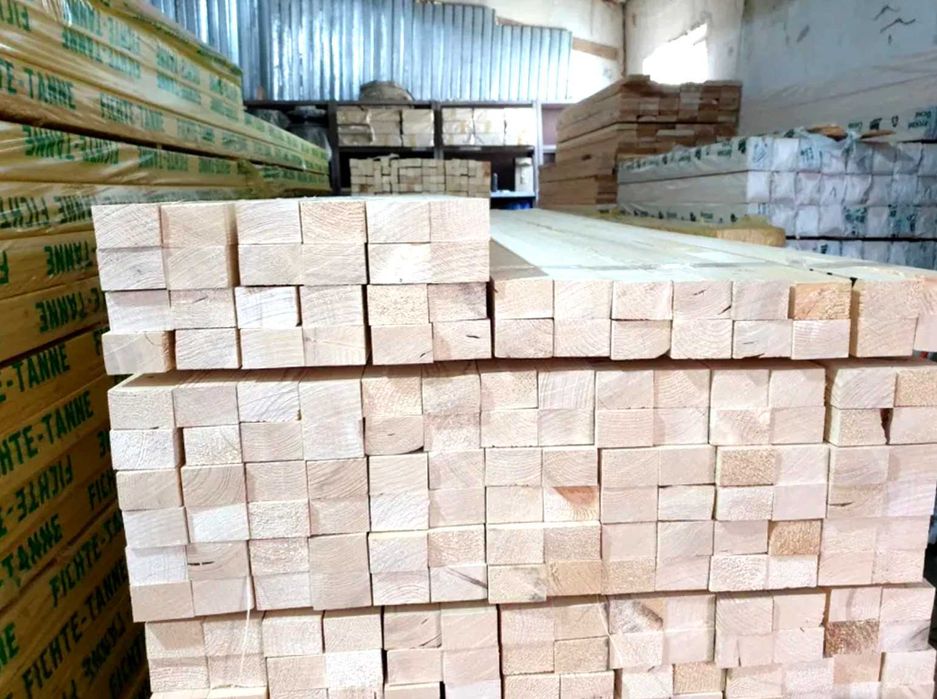 Купити пиломатеріал для даху – стропила і брус