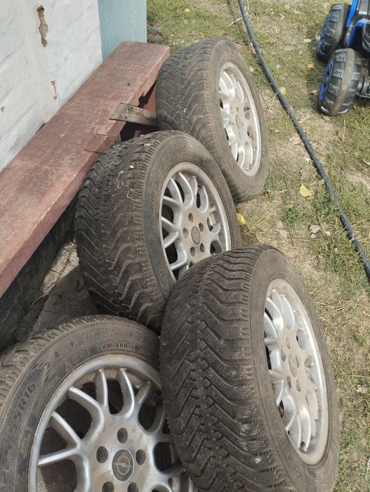 Продам колеса Опель омега 5*110 225/55 R16