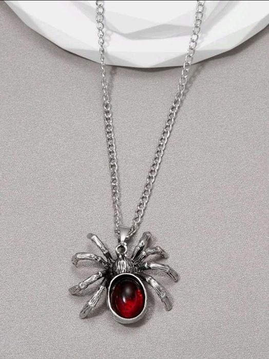 Łańcuszek, wisiorek  naszyjnik pająk