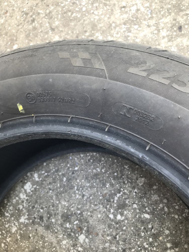 Продам резину б/у 4 шт Taurus 226 60 R 16 99 V