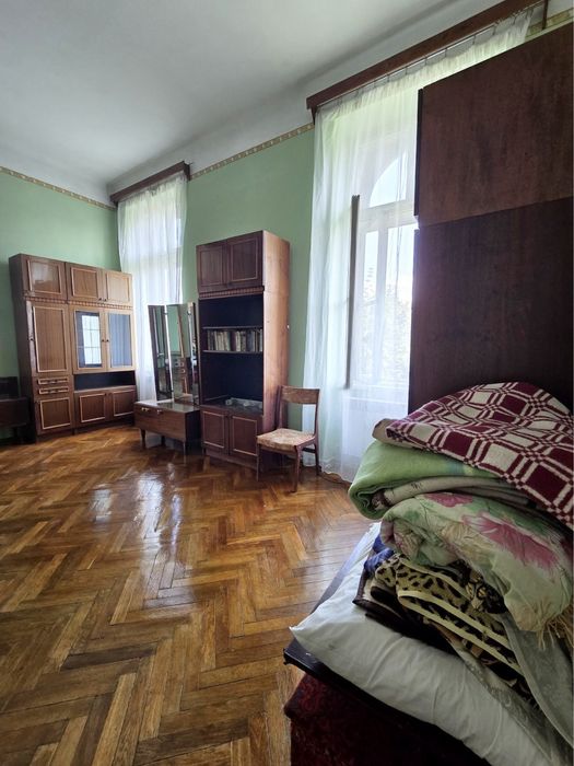 ЦЕНТР! Здам 2х кімнатну, р-н РЕЗИДЕНЦІЇ ЧНУ, МІСЦЕ ПІД АВТО, газ котел