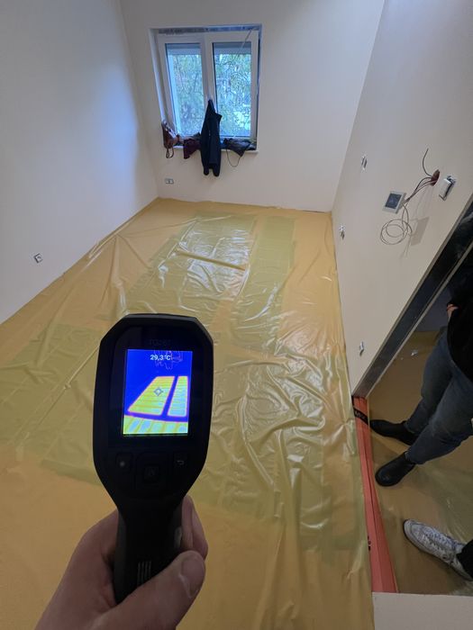 Montaż folii grzewczych folie grzewcze maty podczerwień