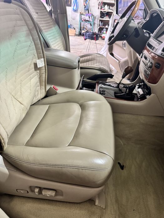 Продам легендарний Lexus LX470