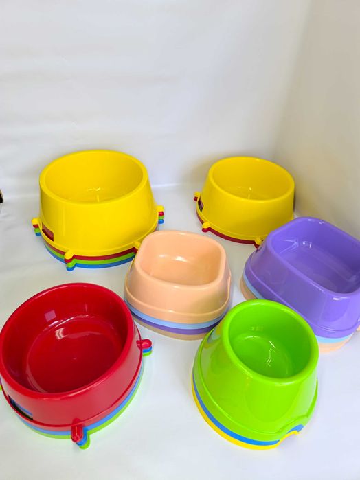 Миски для тварин для їжі та води котів собак пластикові різний розмір