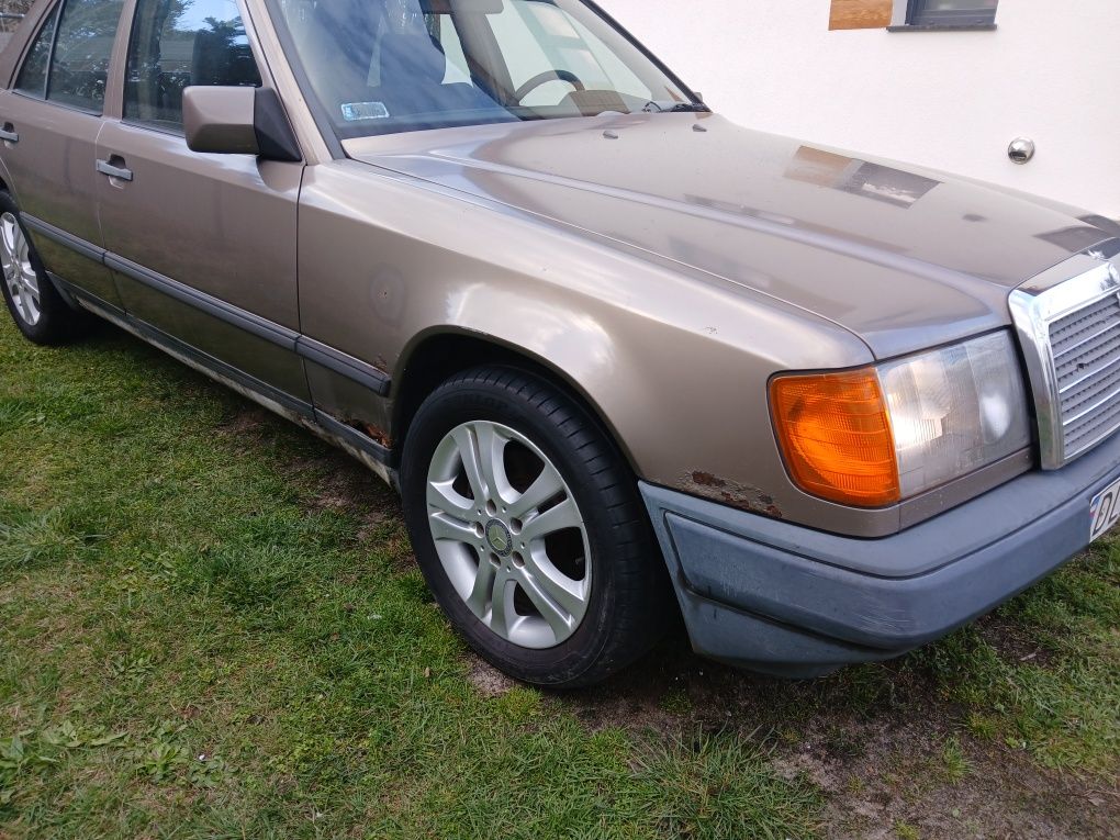 Mercedes W 124 3,0D Zamiana