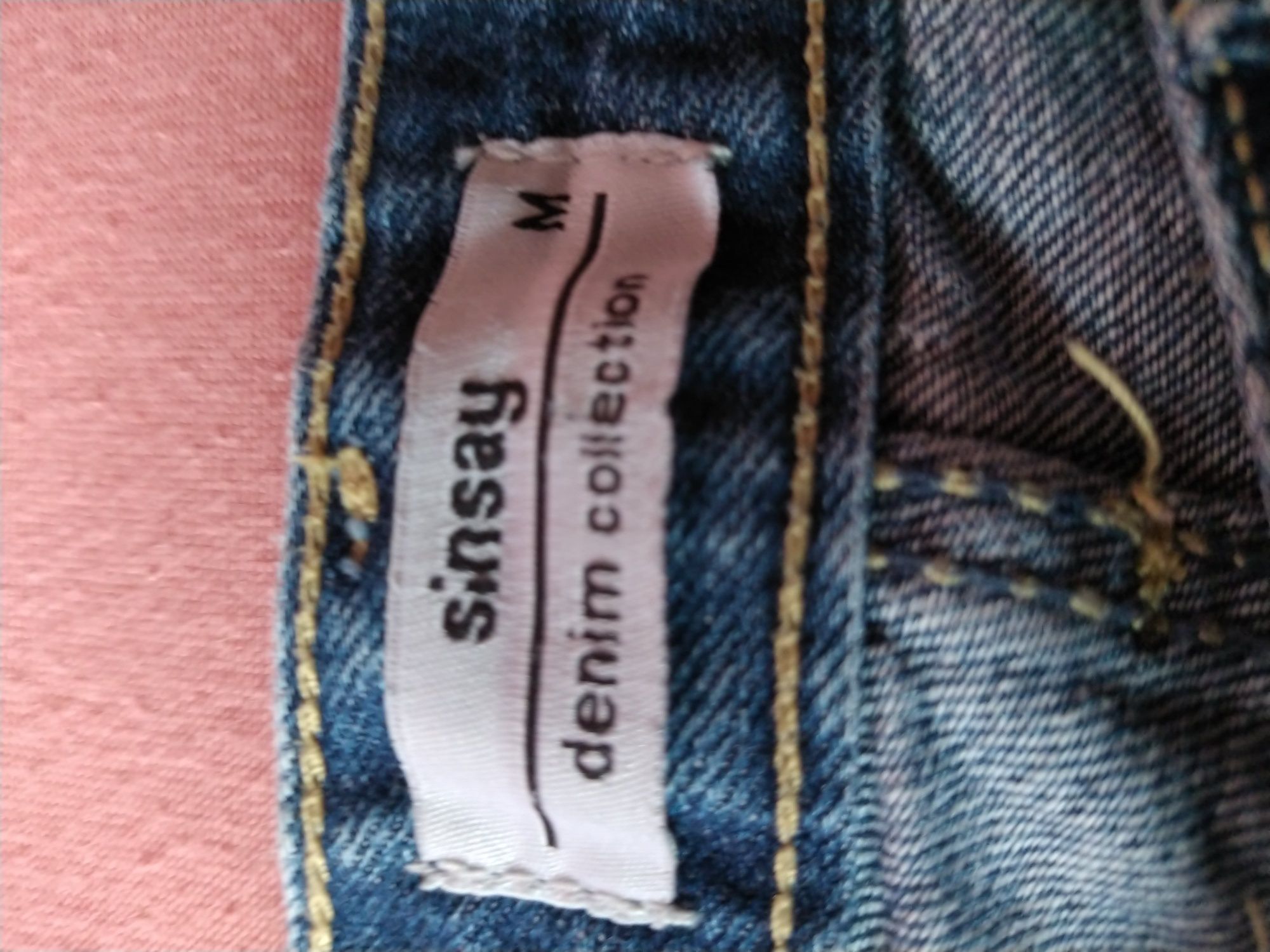 Krótkie jeansowe spodenki rozmiar M Sinsay