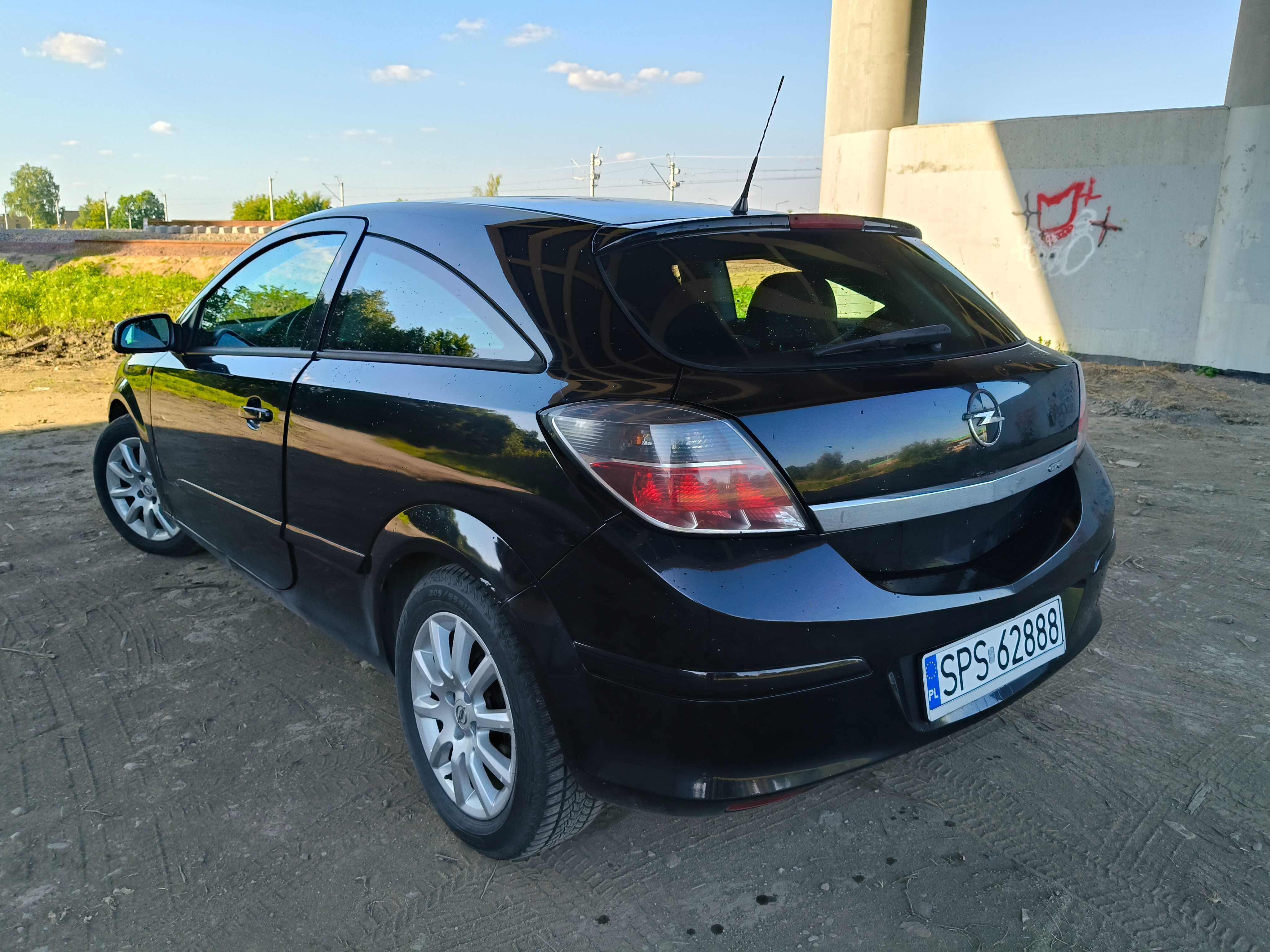 Opel Astra h gtc