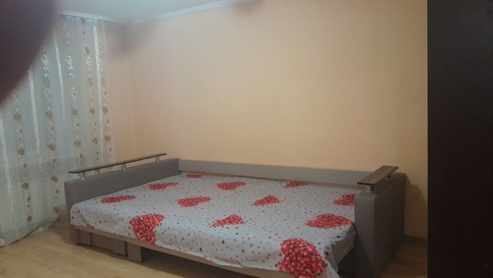ПРОСТОРА ЕЛІТНА двокімнатна  квартира, документи