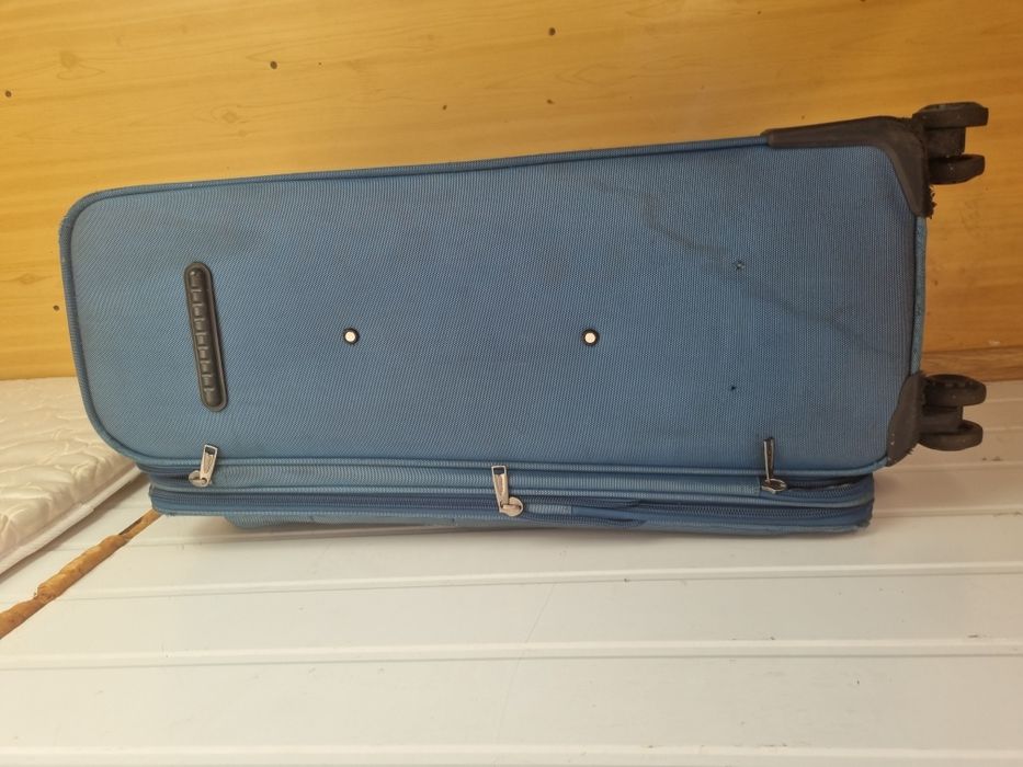 ТОРГ Чемодан Tourist 120л 4 колеса большой под ремонт