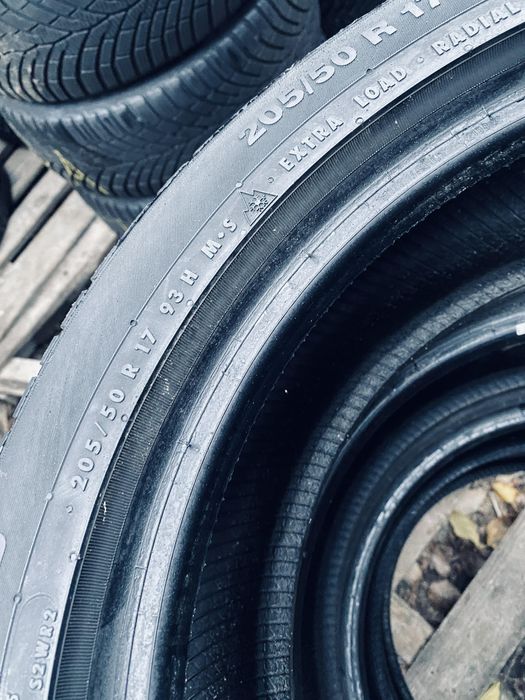 205 50 17 Continental TS830 90%