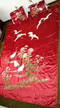 Colcha de noiva chinesa, em seda bordada a matiz de seda - séc. XIX