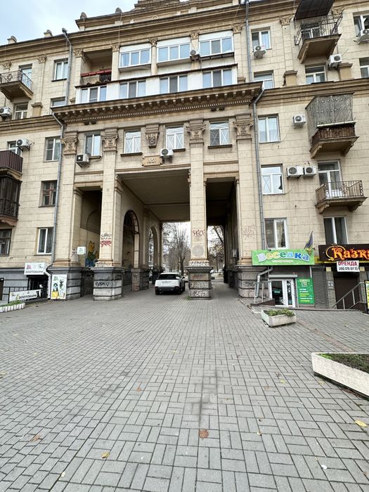 Продаж нежитлового приміщення пр.Соборний