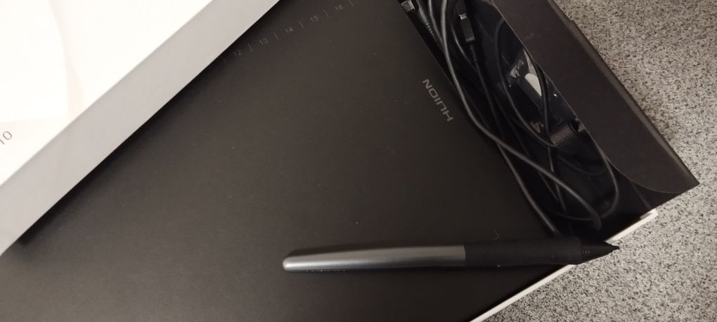 Графічний планшет HUION HS610