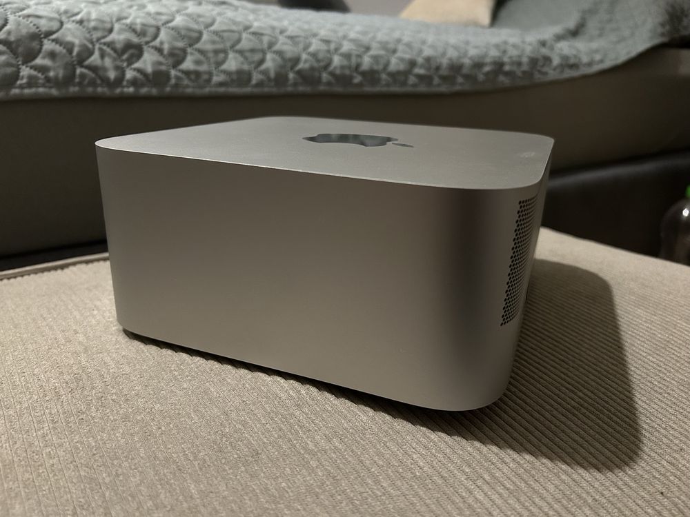 Mac Studio 10C CPU 32C GPU 32GB 1TE