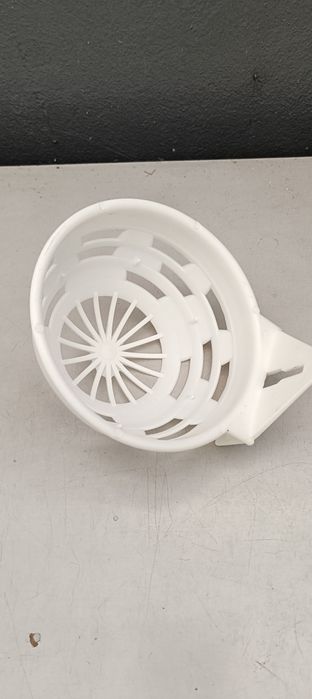 Ninhos de plástico e de corda para canários/exóticos