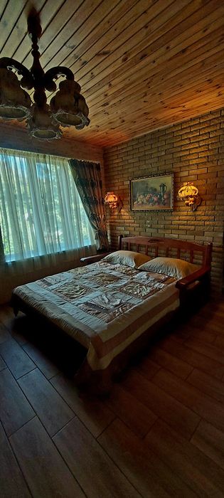 Оренда будинка в зеленій зоні