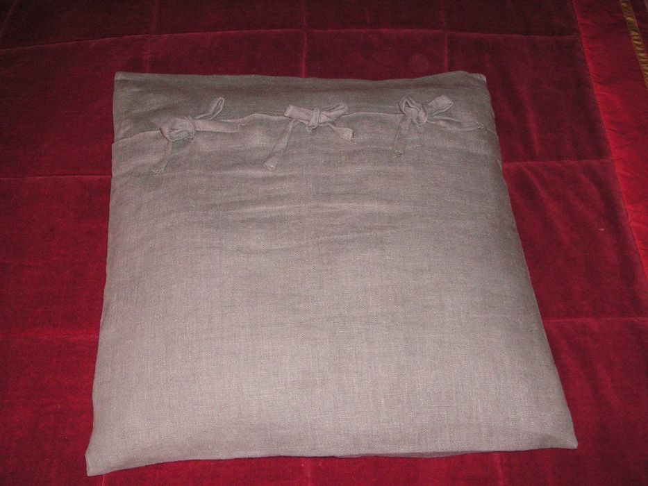 Capa para Almofada Ikea e Capa / Coxins para Cadeiras ( Quatro )