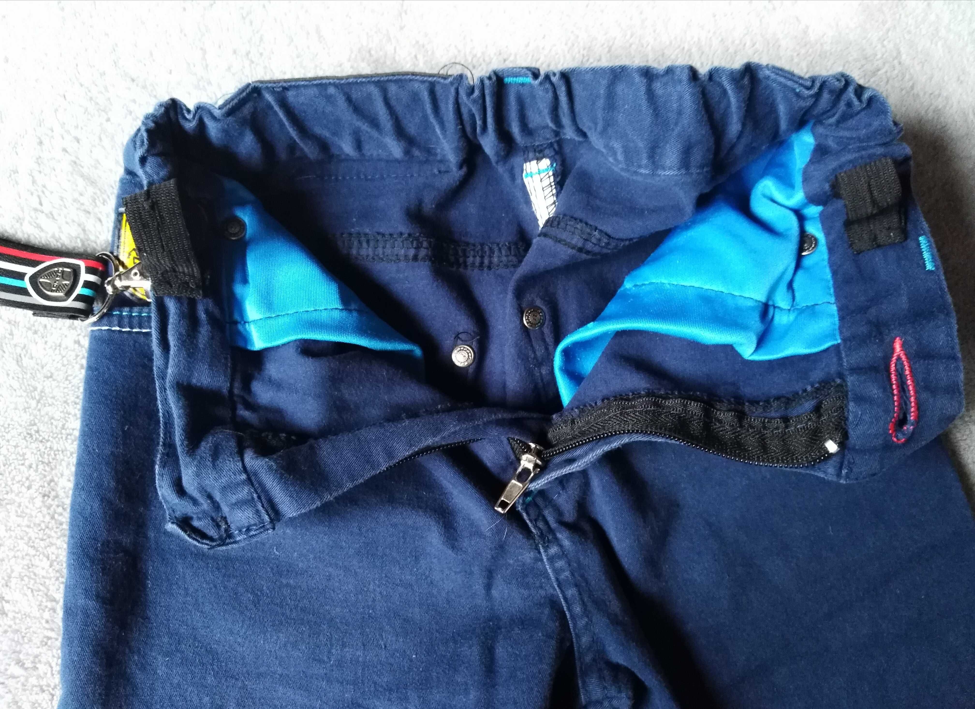 Spodnie chłopięce dżinsy 134