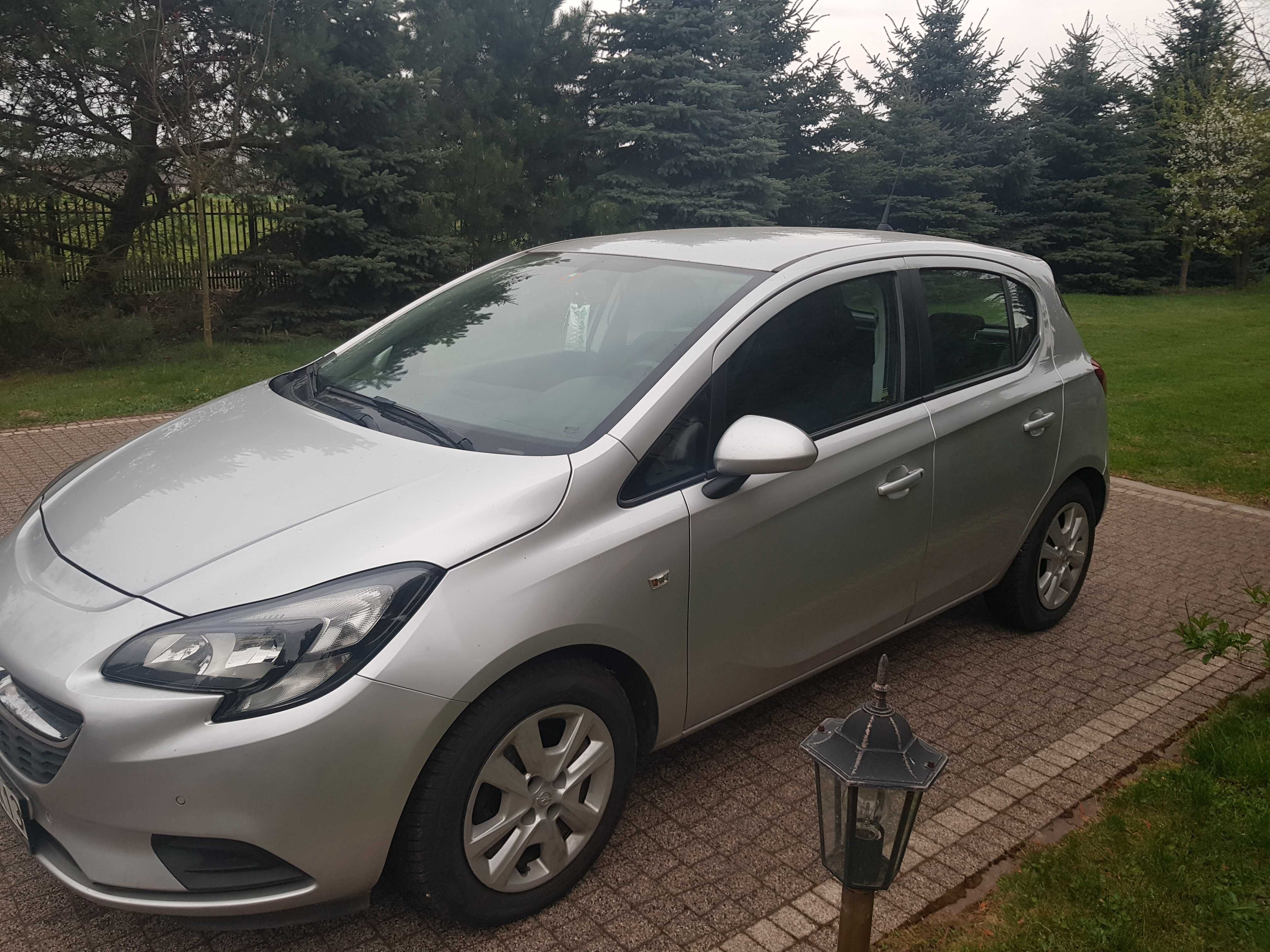 Opel Corsa 1,4 E  benzyna /gaz  na łańcuchu
