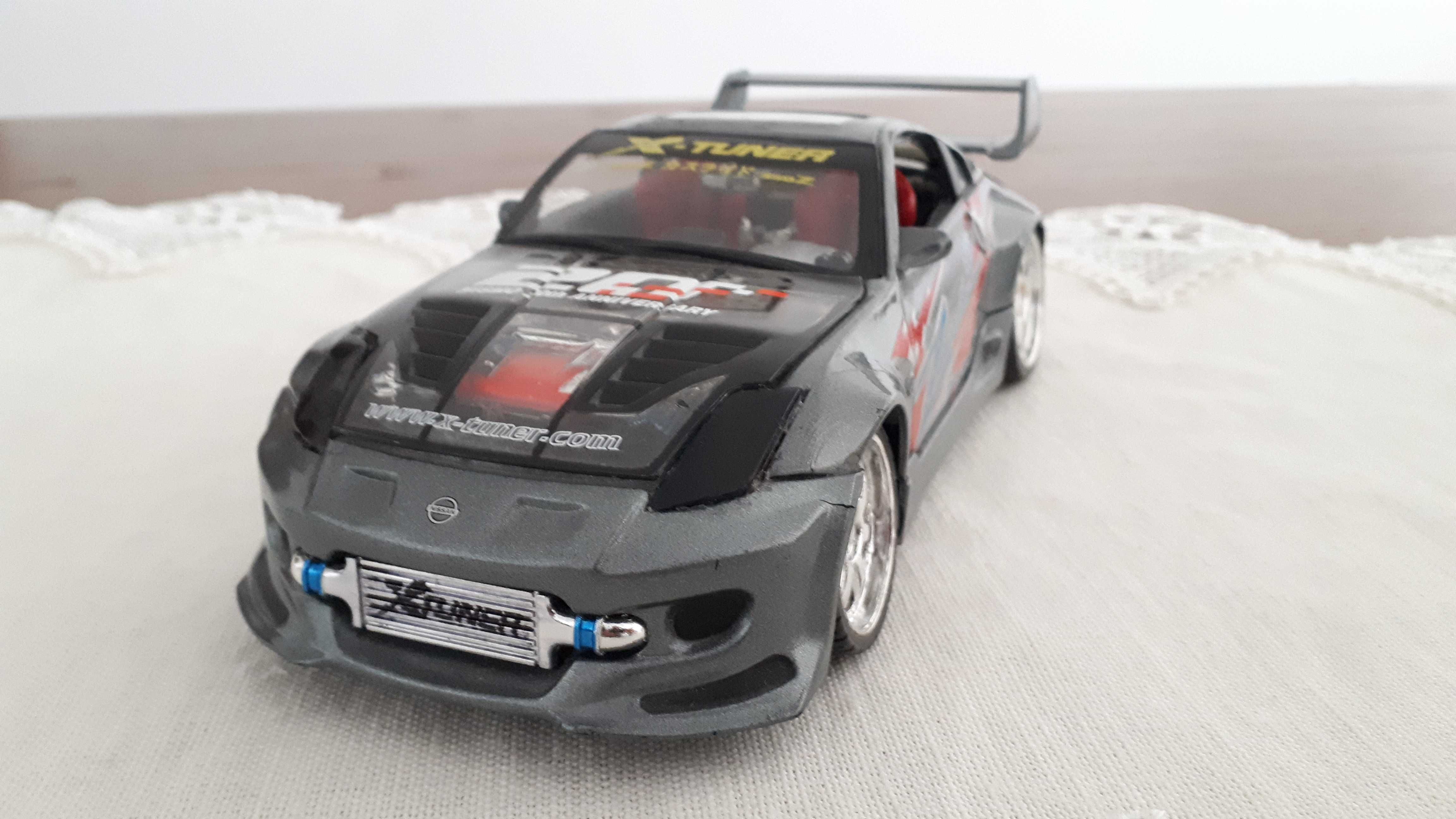 Carro Nissan Fairlady Z Nismo, escala 1:24, BAIXA DE PREÇO!