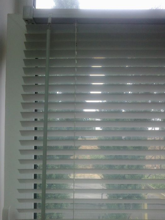 Жалюзи горизонтальные белые пластиковые стандартных разм дост из Днеп