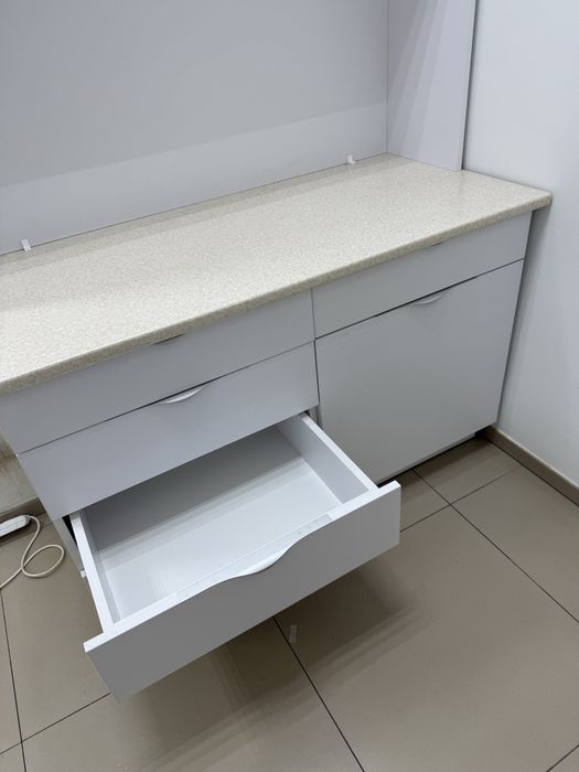 Кухня, комод, стерилізаційна