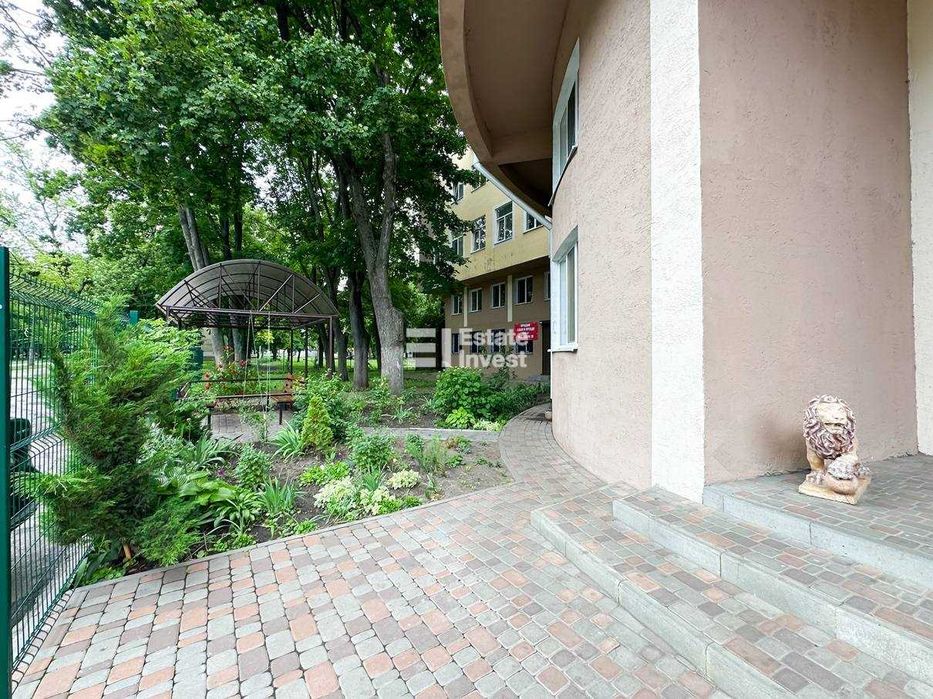 Продам 1 кімн. дворівневу квартиру на пр. Індустріальний, 6.