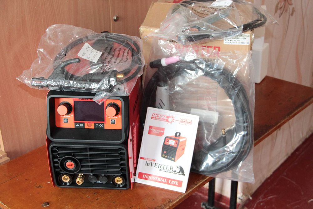 Аргонодуговая сварка Искра TIG-250 pulse AC/DC