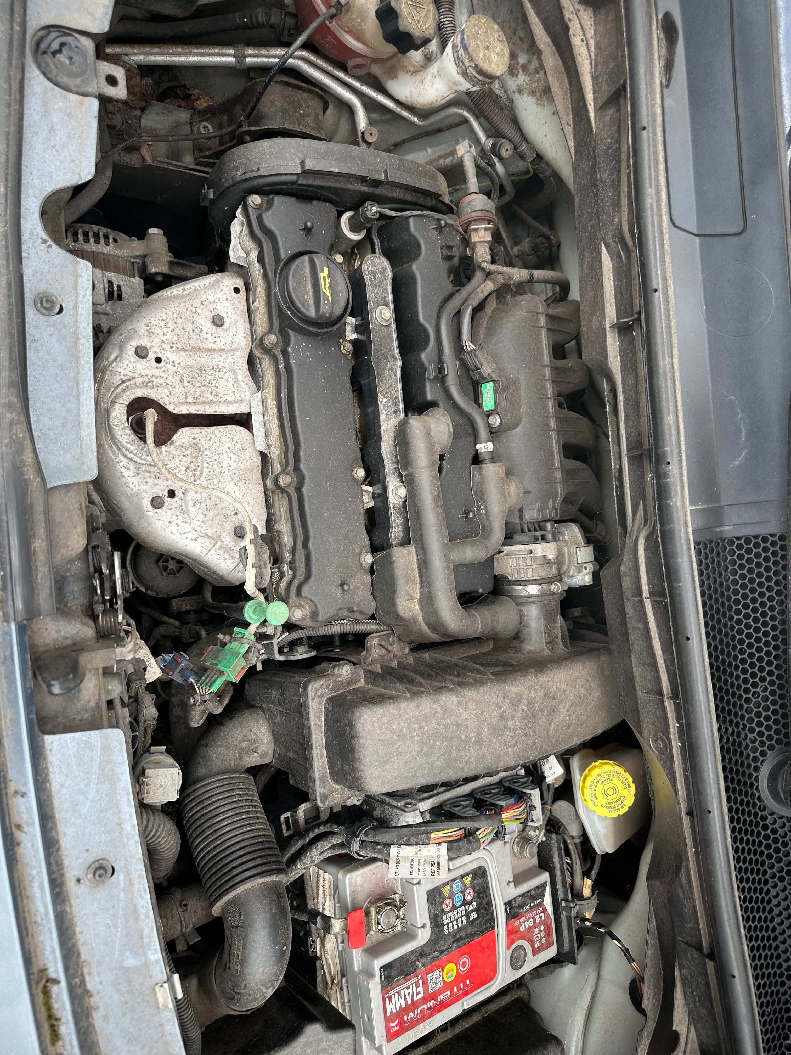 Peugeot 1007  1.4 benzyna