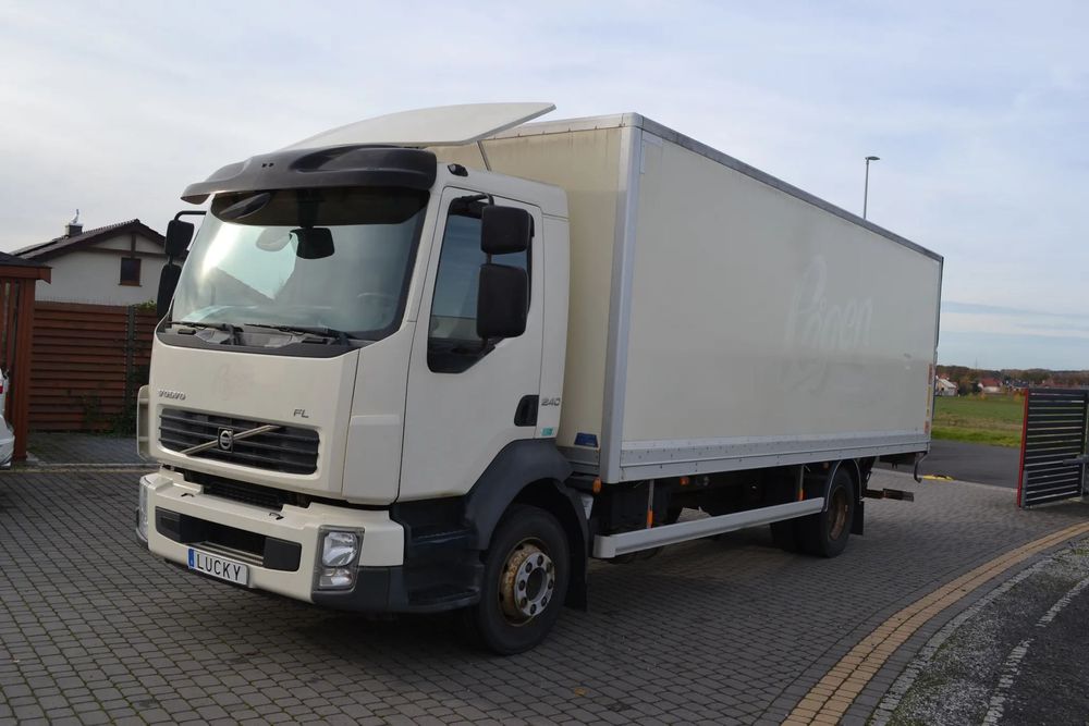 Volvo FL240 Winda !Grzany Kontener Izoterma FL12 FL  Ogrzewany Kontener Izoterma lub RAMA