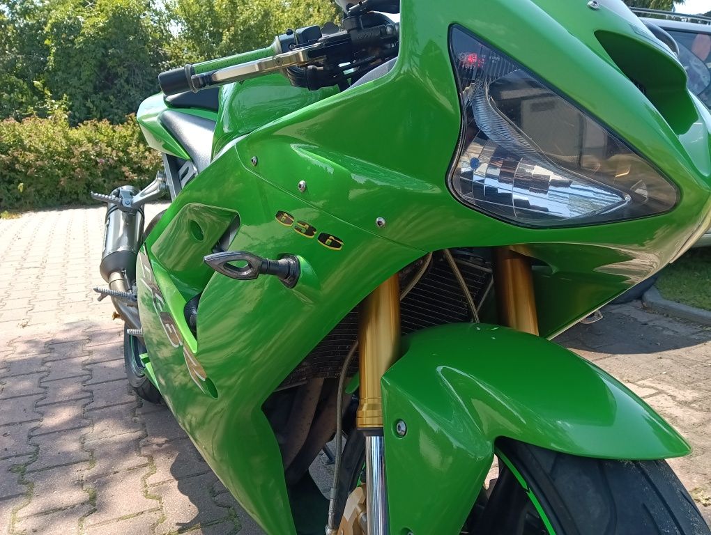 Kawasaki zx6r 636