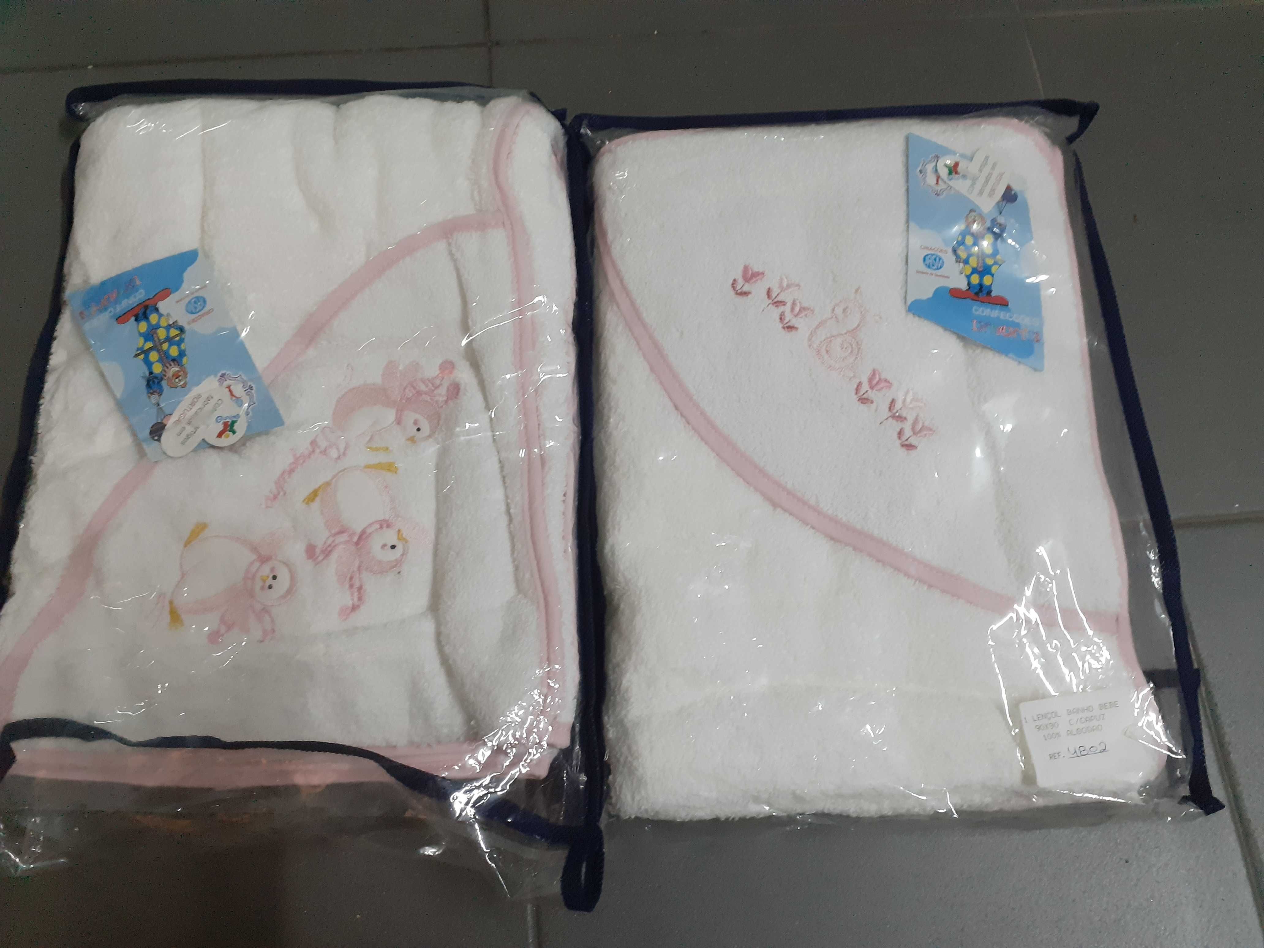 Gorros , babetes e acessórios de bebe
