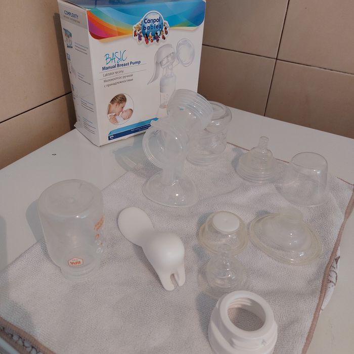 Laktator ręczny Canpol babies
Mało używany