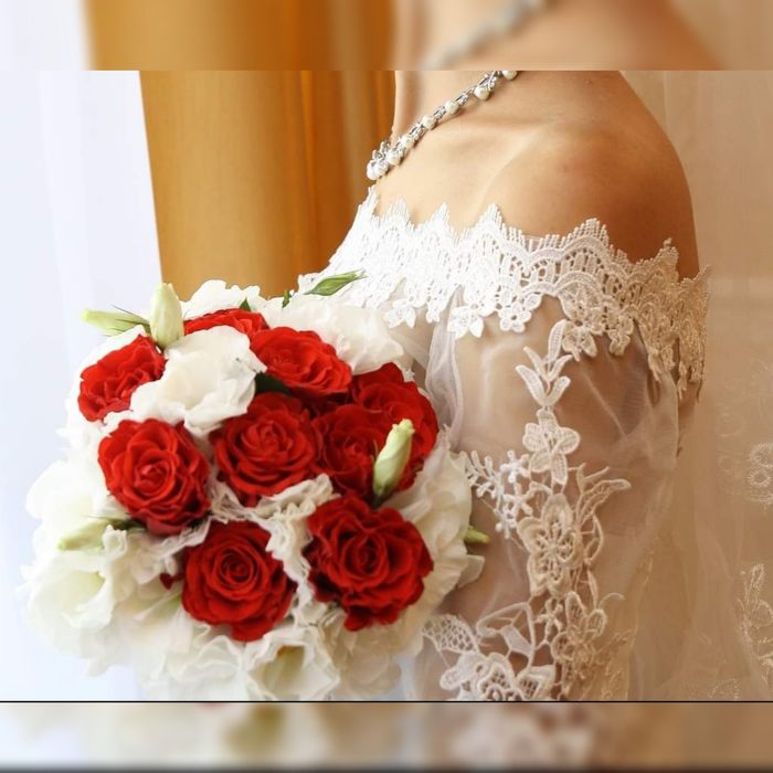 Продам свадебное платье (размер 42-44)