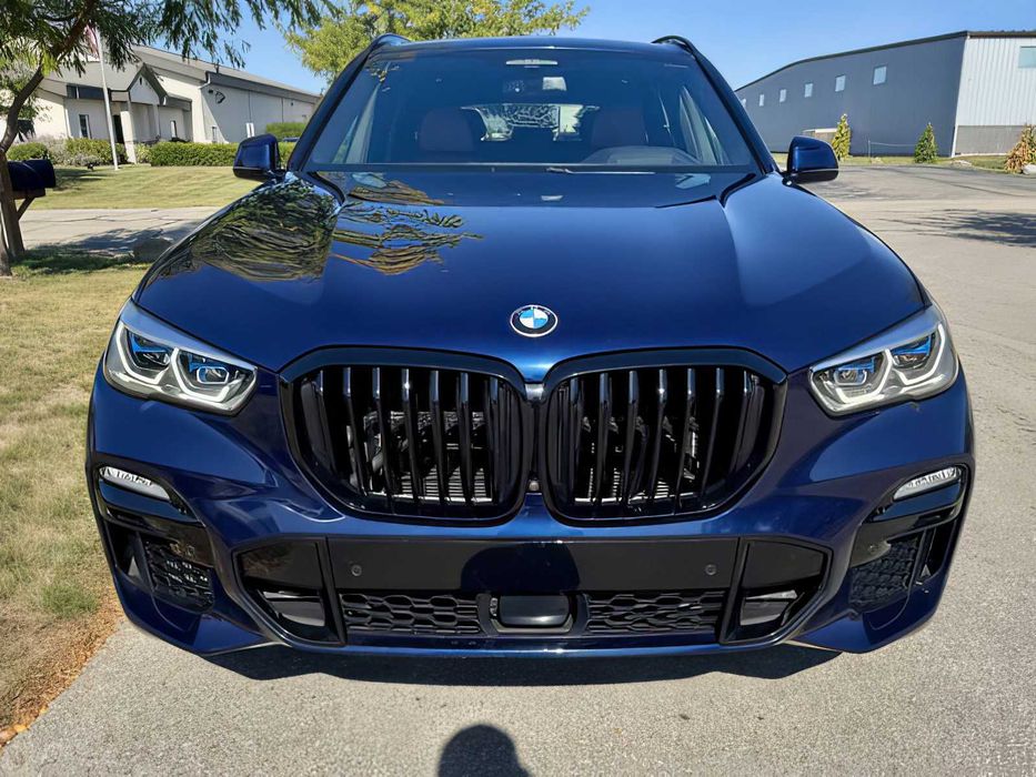 BMW X5 M50i      2021