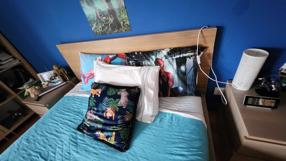 Cama de casal IKEA MALM barata