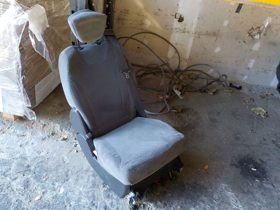 PEUGEOT 807 FIAT ULYSSE LANCIA PHEDRA CITROEN C8 FOTEL FOTELE PASAŻERA