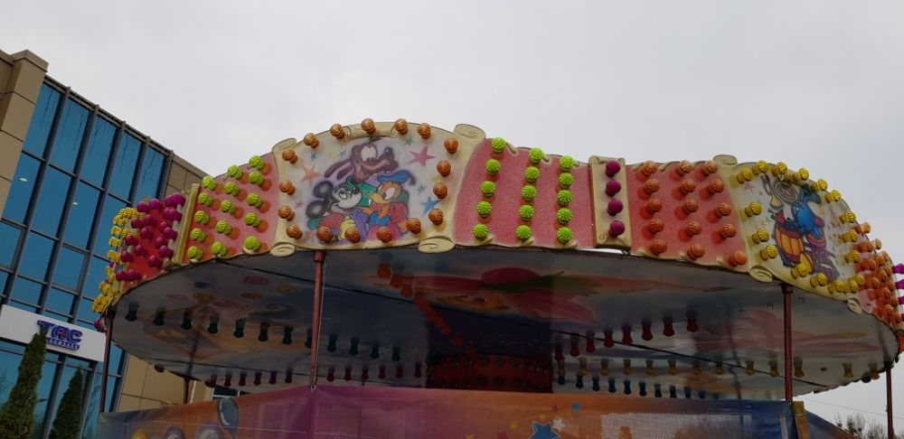 ТЕРМІНОВО!!! Продається дитячий атракціон карусель Ціну зижено!!!