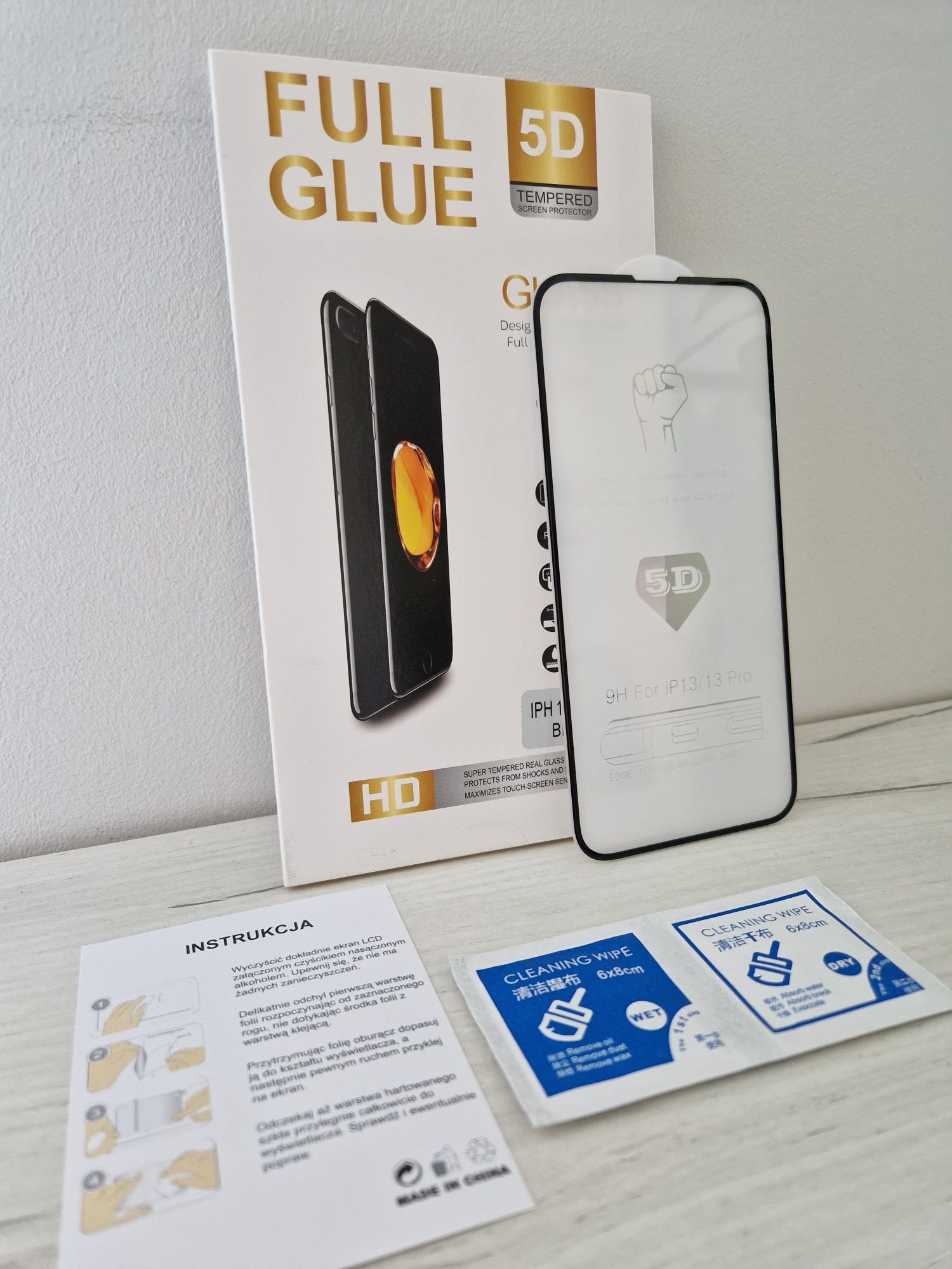 Hartowane szkło Full Glue 5D do IPHONE 13/13 PRO