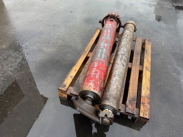 Siłownik hydrauliczny teleskopowy do wywrotu