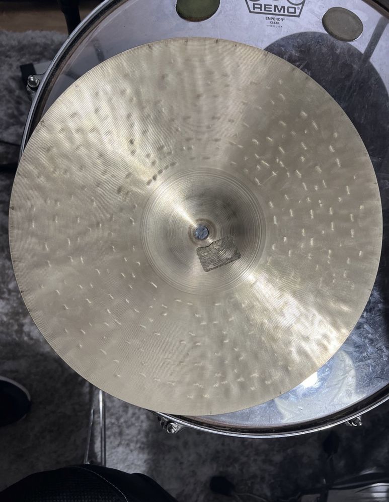 Pratos diversos Meinl/Zildjian topo de gama b20