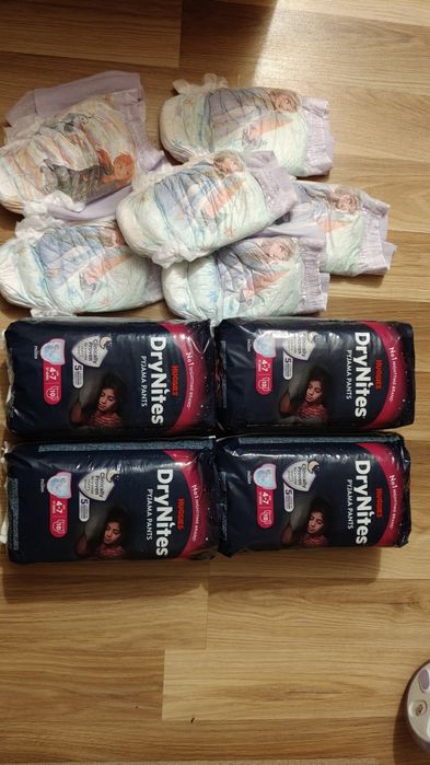 Pampersy huggies drynites pyjama pants 4-7 lat