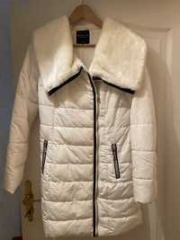 Płaszcz kurtka zimowa biała Mohito rozmiar 36