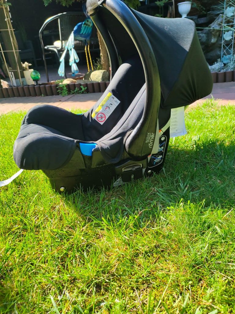 Fotelik britax romer z bazą clik & go